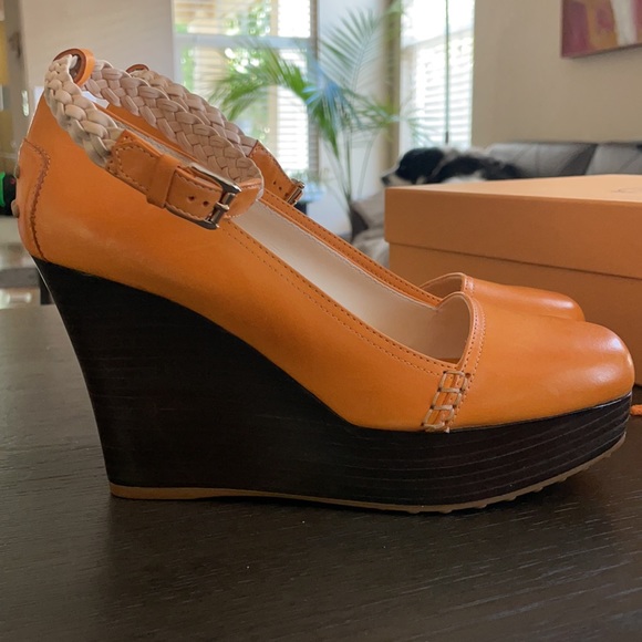 Gorgeous Tod’s Wedges - Never Worn - Picture 2 of 7